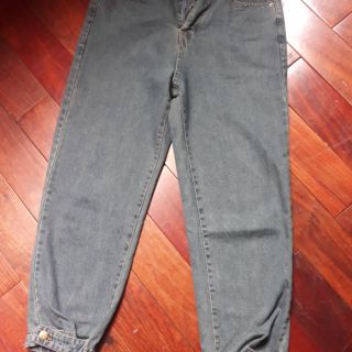 Quần baggy 200k