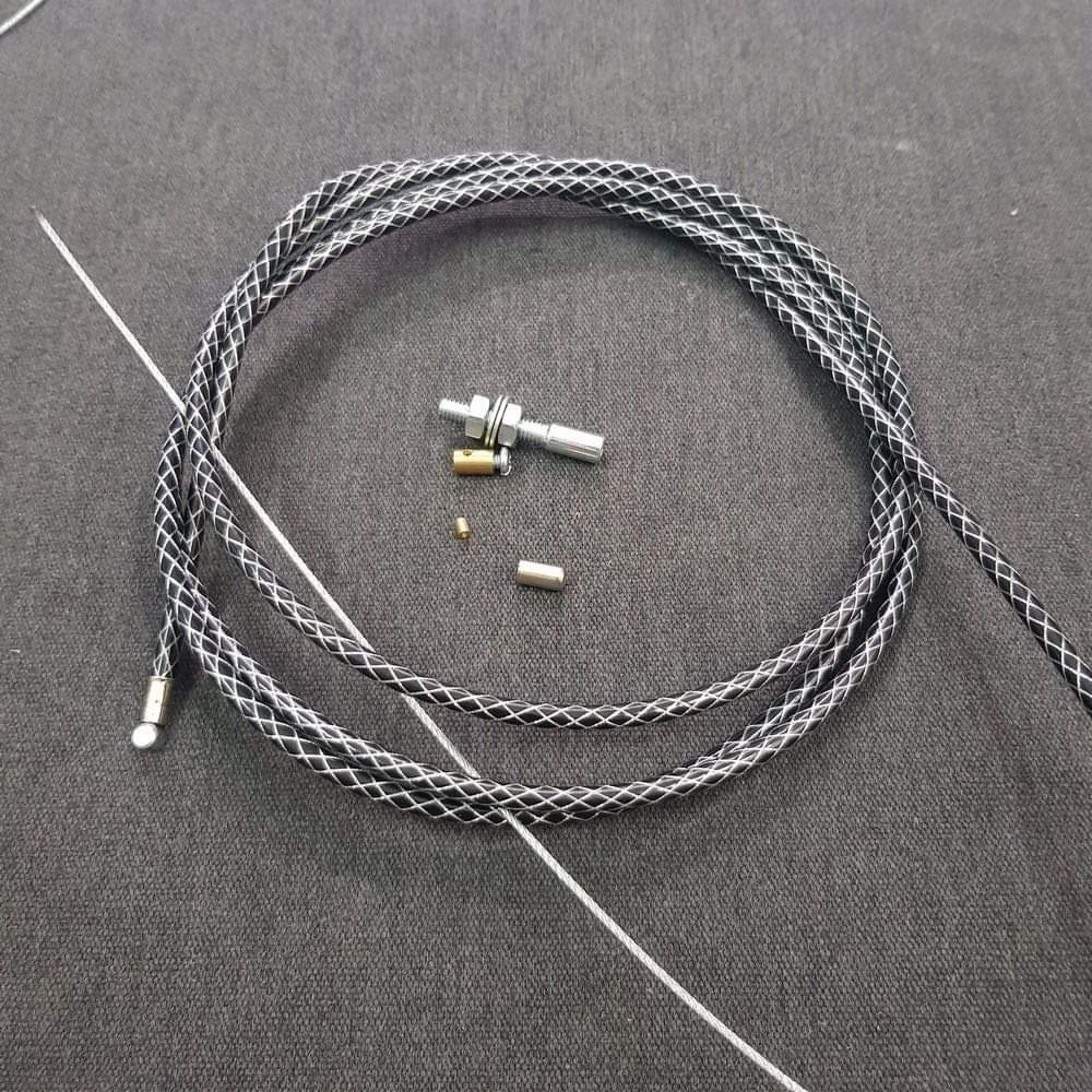 COMBO CÙM BÊN TRÁI VÀ PHẢI KÈM CÙM TĂNG, VỚI DÂY GA THÁI ĐỦ MÀU LẮP MỌI LOẠI XE.