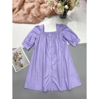 Đầm suông tím cổ vuông nút