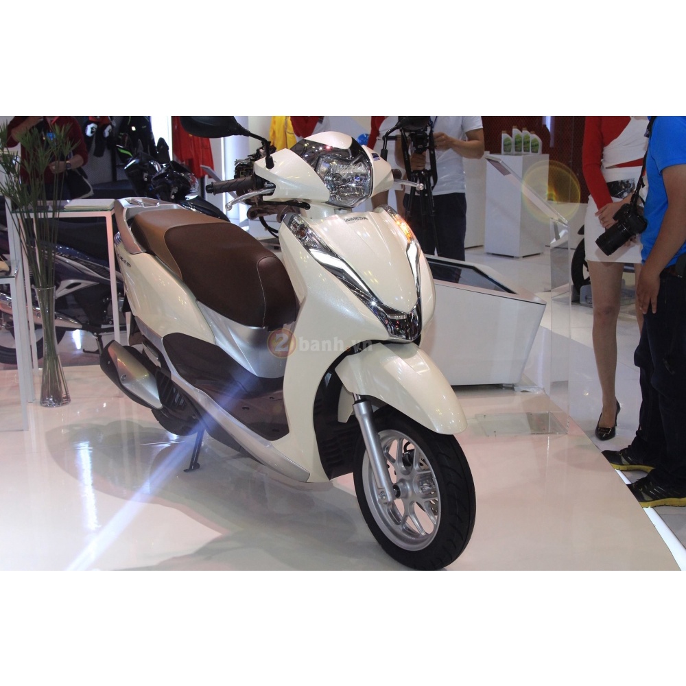 Trang trí nắp tay lái chữ v tay lái lead 125 2018-2022 honda