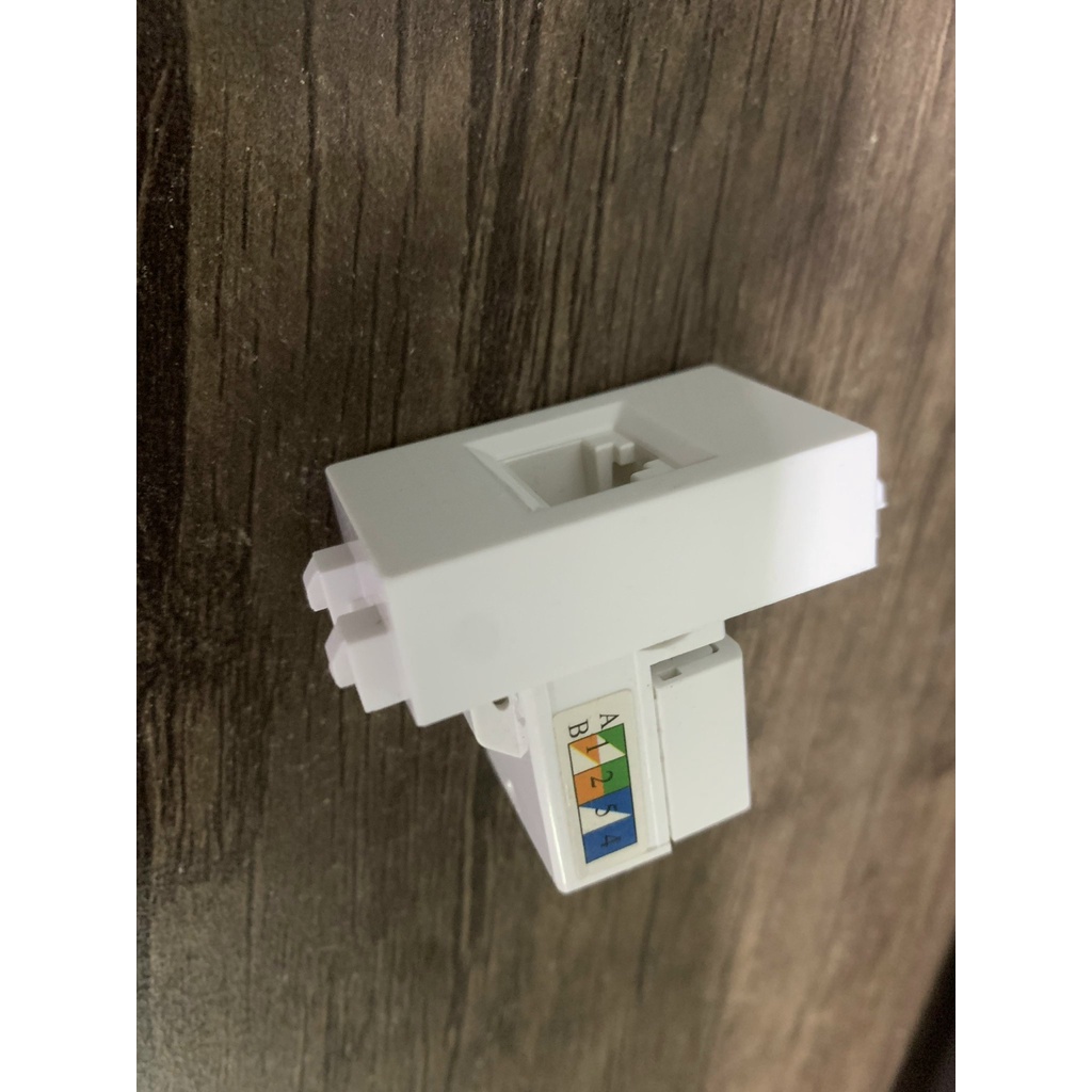 Ổ mạng cat6 lắp mặt nạ panasonic