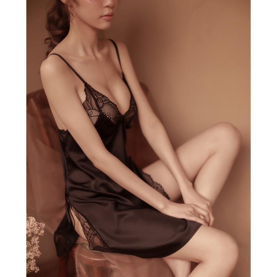 Váy ngủ nữ giá rẻ 🍍FREE SHIP🍍 Váy ngủ lụa xẻ hông viền ren ngực gợi cảm | BigBuy360 - bigbuy360.vn