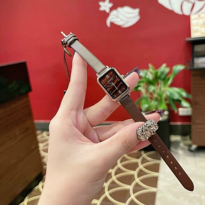 Đồng hồ nữ dây da mặt vuông G.u.o.u siêu xinh , da mềm bền