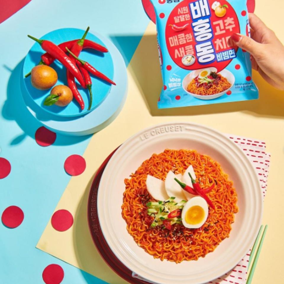 MÌ TRỘN TƯƠNG CAY BAEHONGDONG NONGSHIM 137 gr - nhập khẩu Hàn Quốc