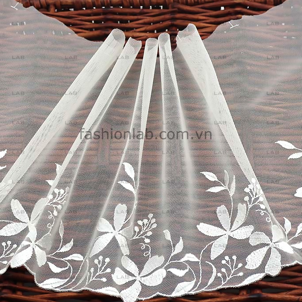 Ren tấm thêu viền làm đồ lót, phối kết trang phục 035 - Bản 22.5cm - Đỏ (m) #0208