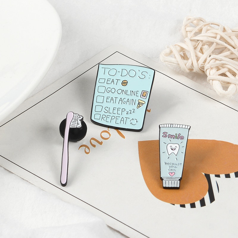 Ghim cài áo QIHE JEWELRY kiểu dáng hoạt hình đáng yêu cho nam và nữ