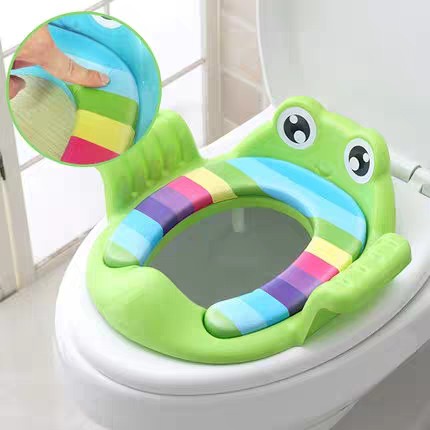 Bệ bồn cầuGIADUNGTONGKHO1Bệ bồn cầu thu nhỏ an toàn, Bệ lót có tay vịn hình thú ếch cho bé mê tít luôn siêu đáng yêu