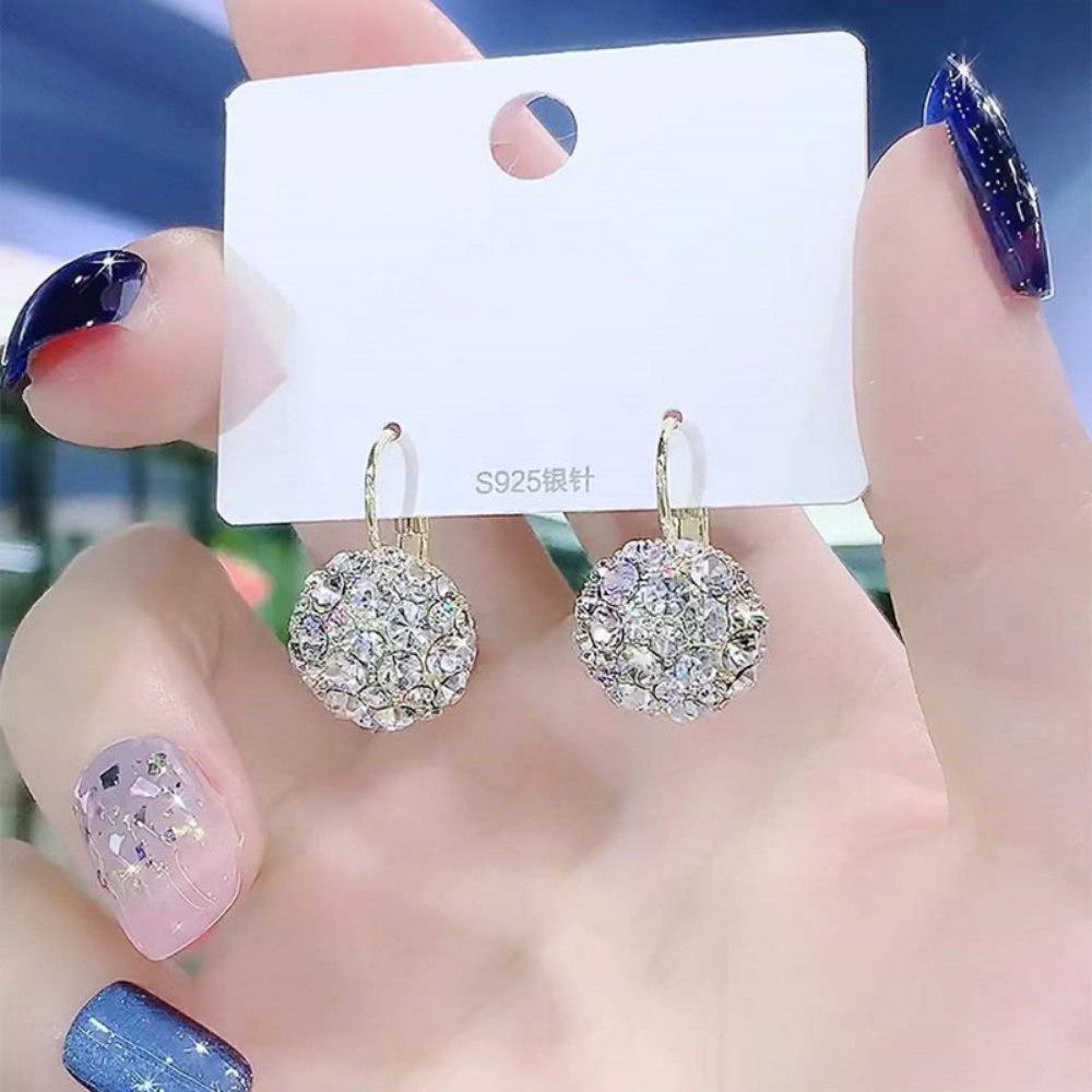 Bông Tai Tròn Mỏng Nhẹ Đính Kim Cương Giả Sang Trọng Cho Nữ