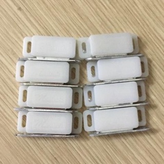 Hít giữ cửa tủ trạn bếp Nam châm hít size to và nhỏ HN