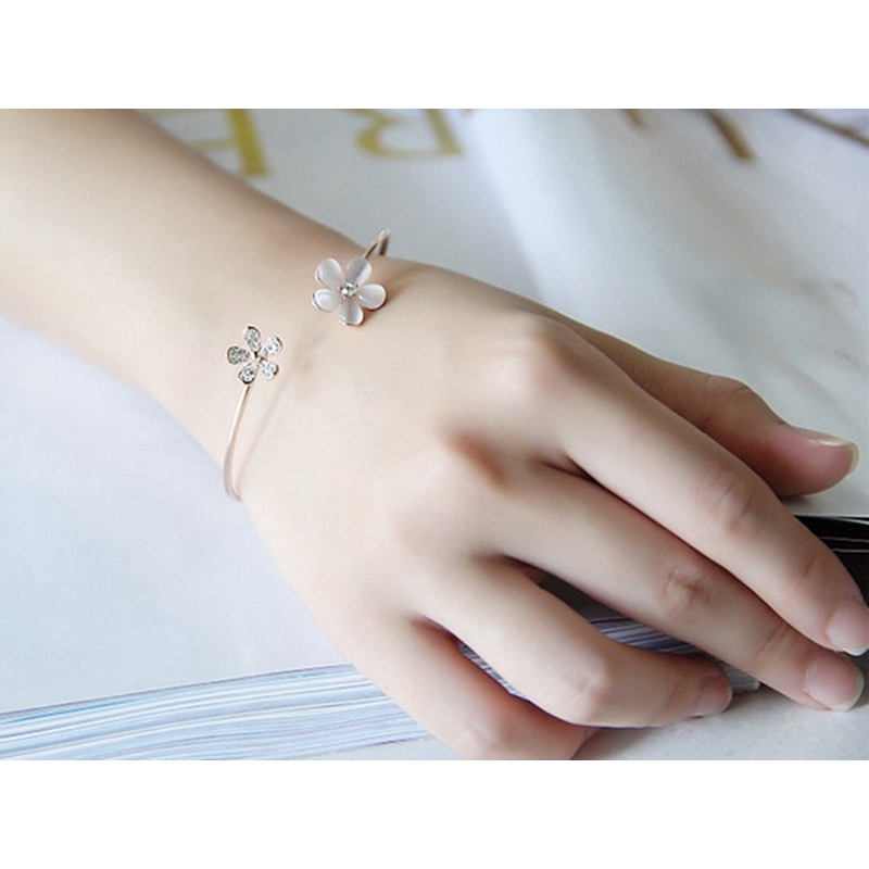 Vòng đeo tay đính đá pha lê hình hoa xinh xắn thời trang cho nữ