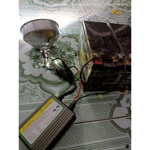 Đèn xenon bãi siêu sáng 35w chống nước