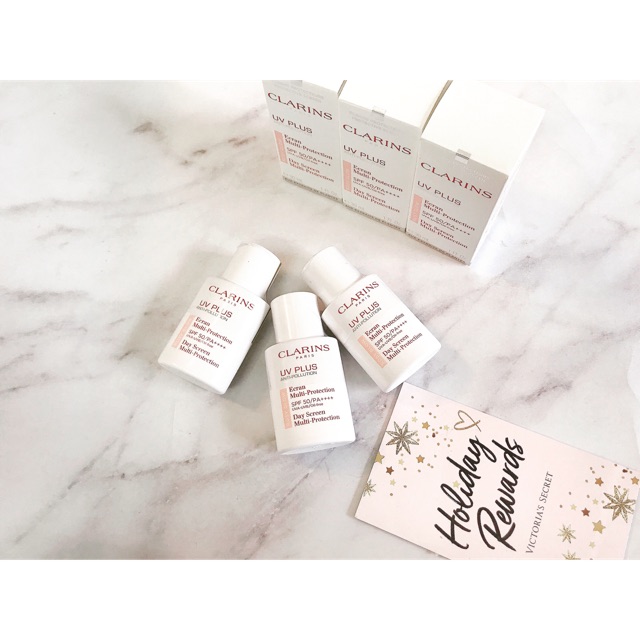 Kem chống nắng Clarins