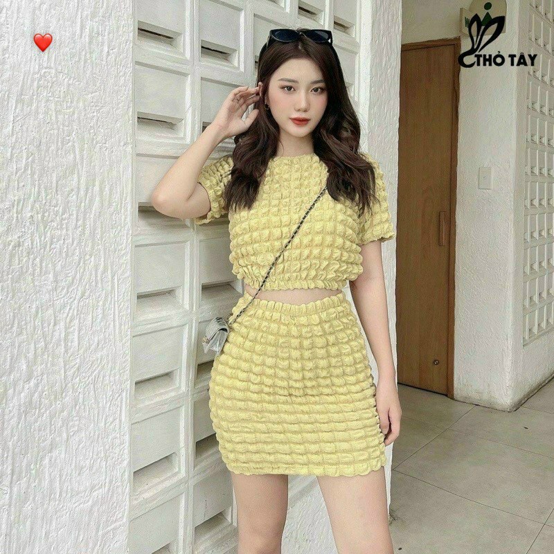 Set Áo Croptop Tay Ngắn - Chân Váy A Có Lót Trong Chất Xốp