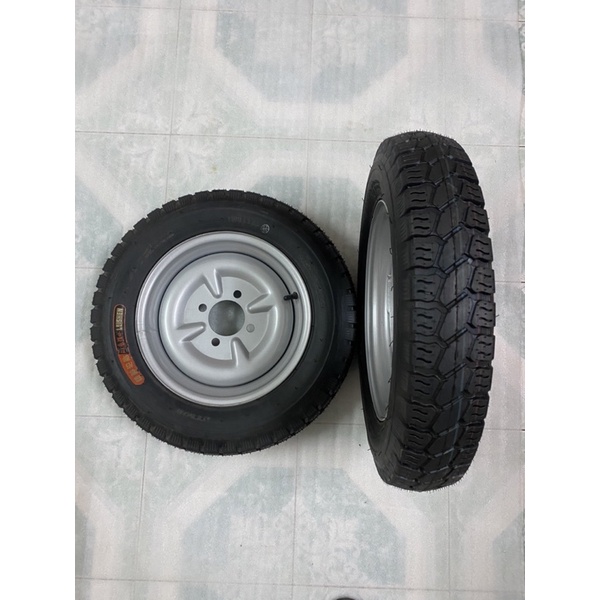 Đôi bánh 400-12 tim ốc lazang 7x10 bao gồm 2 lốp,2 săm,2 lazang.lốp 10pr.lazang tim lỗ đo vuông 7cm.đo chéo 10cm