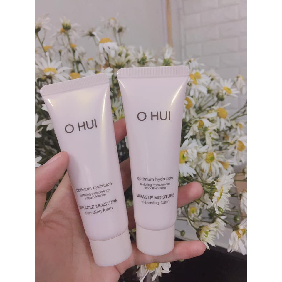 SỮA RỬA MẶT OHUI HỒNG MOISTURE 40ML
