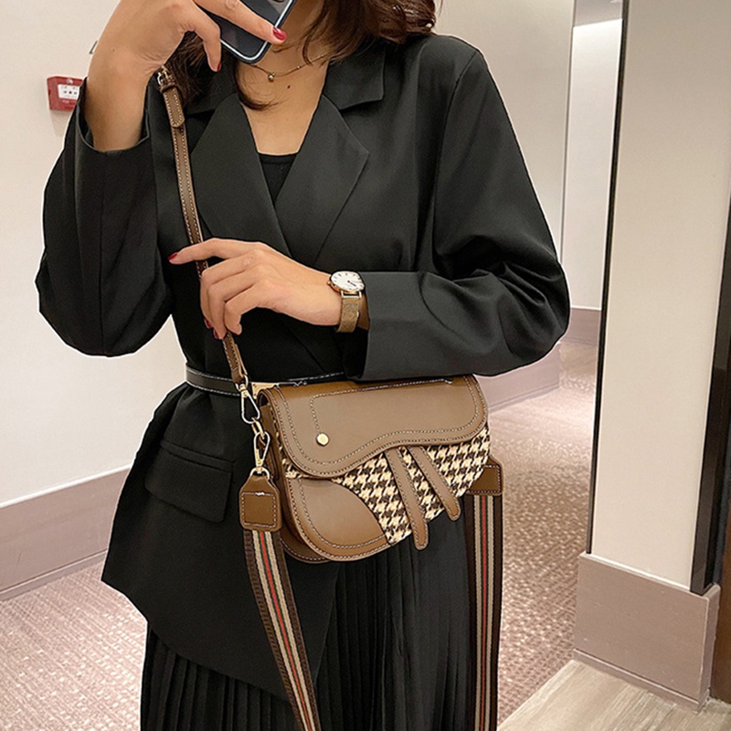 Túi đeo vai Ielgy họa tiết nanh sói kiểu Pháp cổ điển thời trang cho nữ