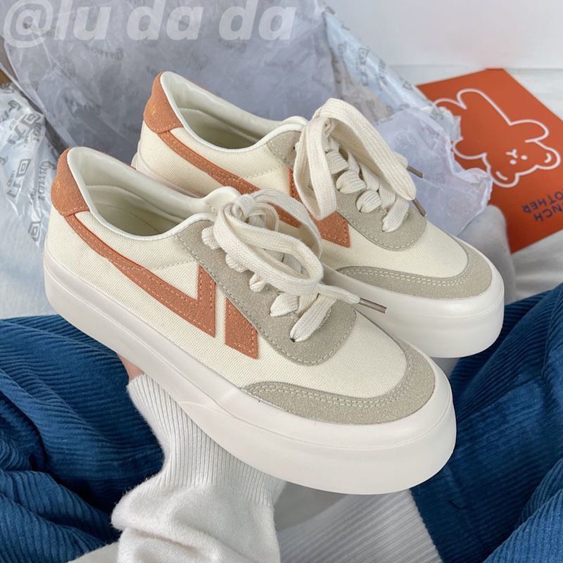 Giày thể thao nữ basic đế dày 2cm phối màu cá tính