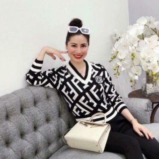 Áo len họa tiết Fendy
