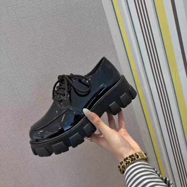 [order 15 ngày ) Giày oxford nữ phong cách Anh buộc dây có gót đế kẻ đỏ | BigBuy360 - bigbuy360.vn