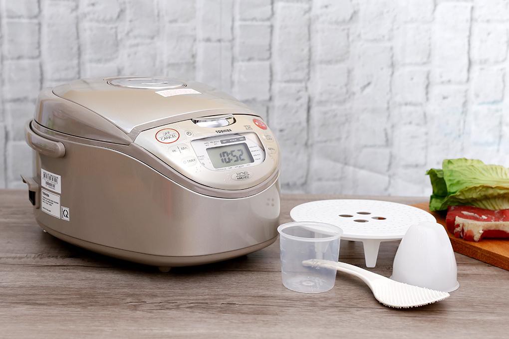 Nồi cơm điện cao tần Toshiba 1.8 lít RC-18RH(CG)VN SX THAI LAN-Hàng mới