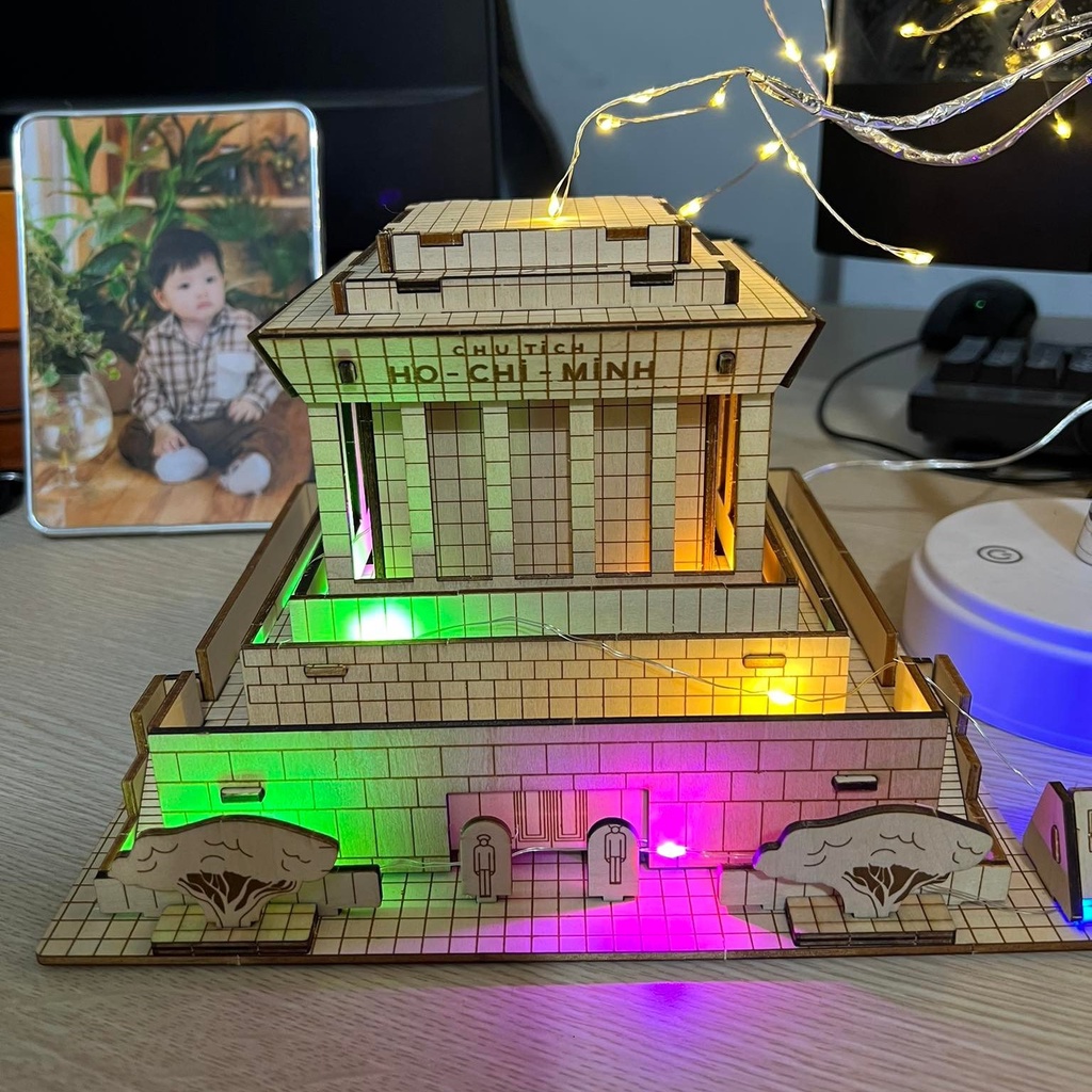 Đồ chơi lắp ráp gỗ 3D Mô hình Lăng Chủ tịch Hồ Chí Minh Lăng Bác - Tặng kèm đèn LED