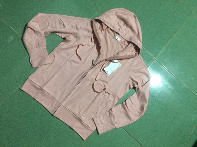 Áo khoác thun lạnh có mũ - màu size nhỏ! | BigBuy360 - bigbuy360.vn