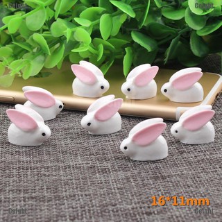1 mô hình thỏ mini trang trí sân vườn xinh xắn