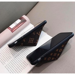 ỐP LƯNG LV KÈM VÍ CHO IPHONE