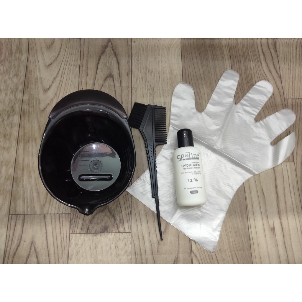Combo chén, lược, bao tay, 100ml oxy