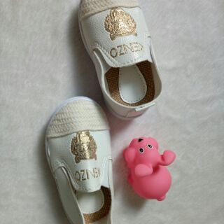 Giày thể thao cho bé hiệu KenZo