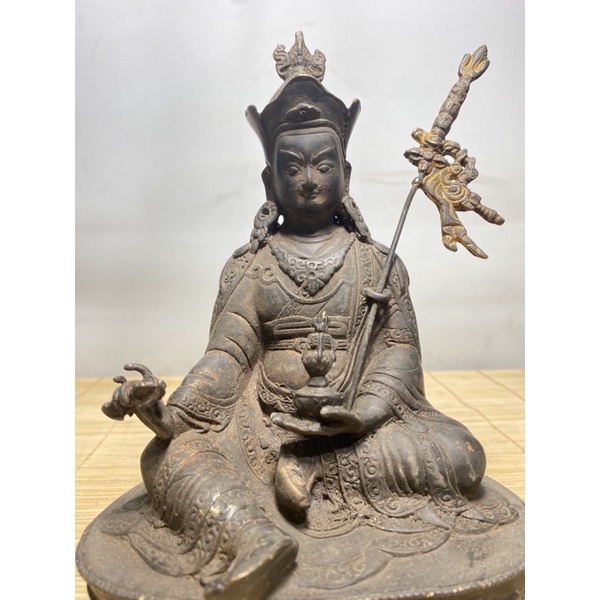 Ngài Liên Hoa Sinh bằng đồng