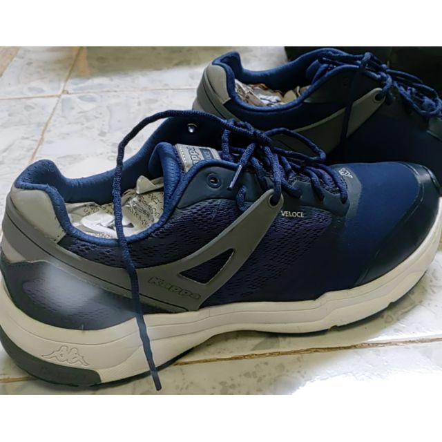 Giày Thể Thao nu chuẩn si hiệu