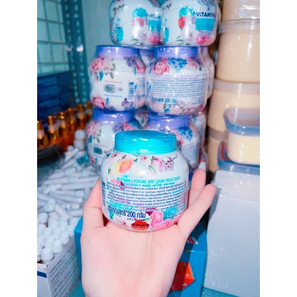 Kem dưỡng ẩm vitamin e aron hương nước hoa 200ml