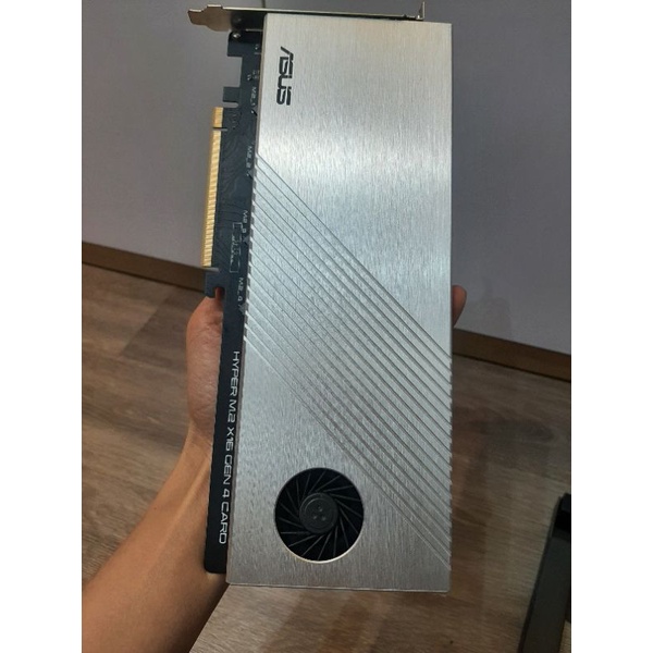 Adapter Asus Hyper Gen4x16 4 Slot M2 - Bảo hành 12 tháng