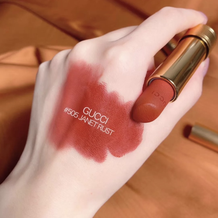 Son Môi Thỏi Vàng Gucci 1.3g