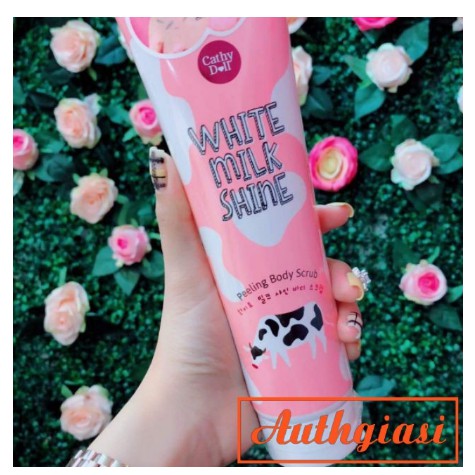 [Hot}Tẩy da chết toàn thân Cathy Doll White Milk Shine Peeling Body Scrub 320ml