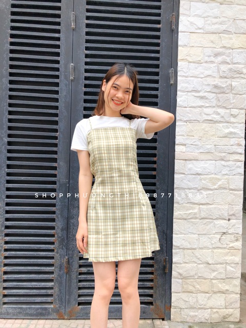 Váy kẻ caro hai dây ulzzang - váy kẻ hai dây caro ( hình shop tự chụp ) | BigBuy360 - bigbuy360.vn