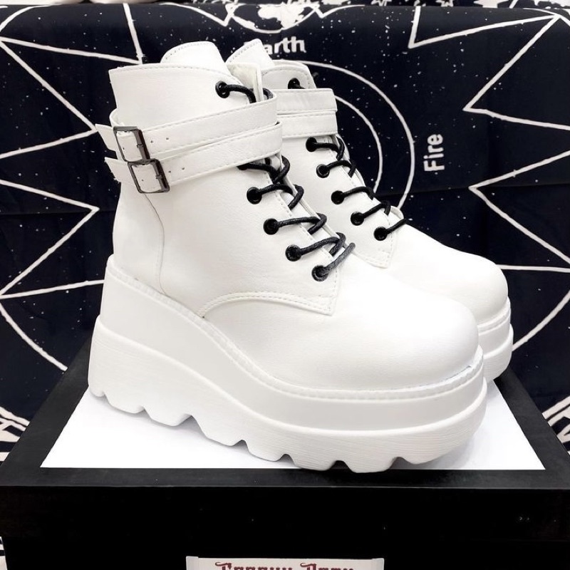 Bốt ulzzang đế cao 10cm màu trắng - White Trifle Platform Boot