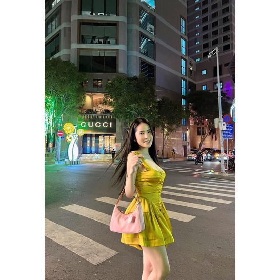 Đầm xoè 2 dây nút bọc