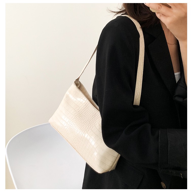 Hot trend _ Túi kẹp nách da vân cá sấu _ H14 | BigBuy360 - bigbuy360.vn