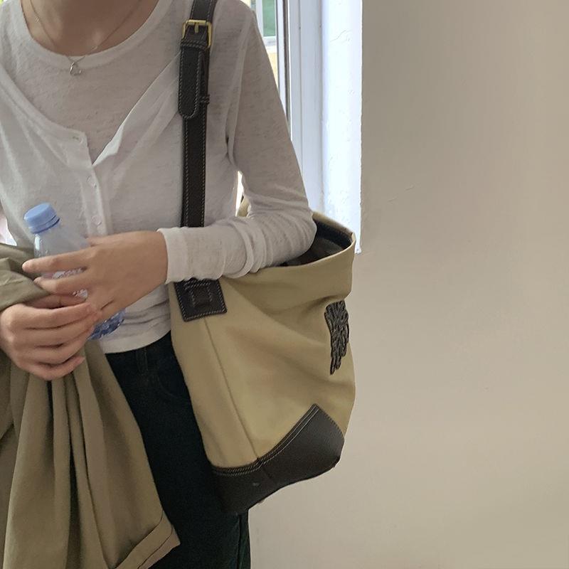 Túi Đeo Vai Bằng Vải Canvas Dễ Phối Đồ Thời Trang Phong Cách Mới Năm 2021 Cho Nữ