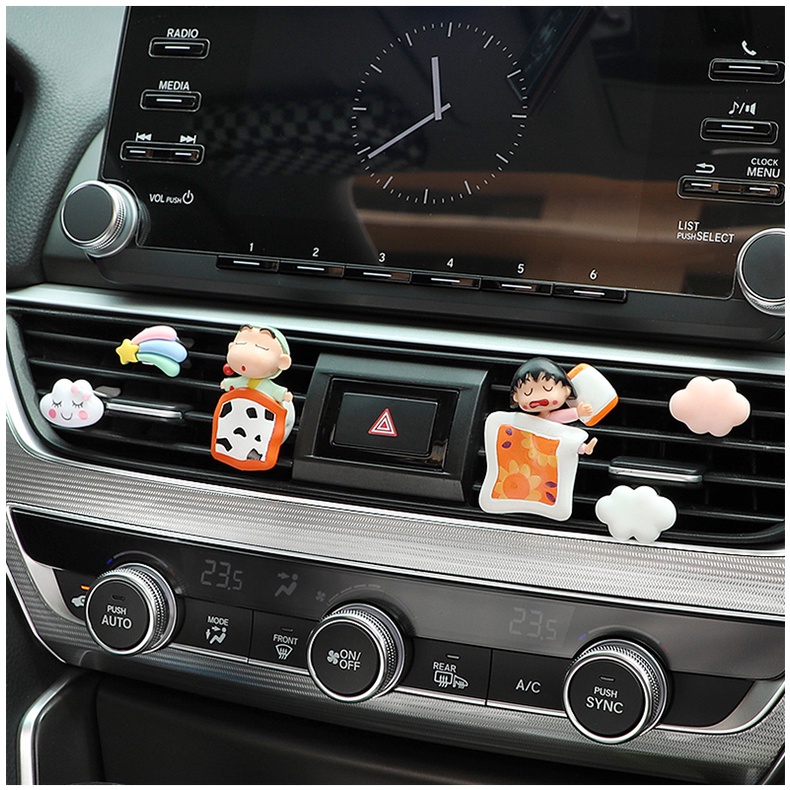 Kẹp Khuếch Tán Nước Hoa Gắn Điều Hòa Xe Hơi Hình Shinchan Maruko Dễ Thương