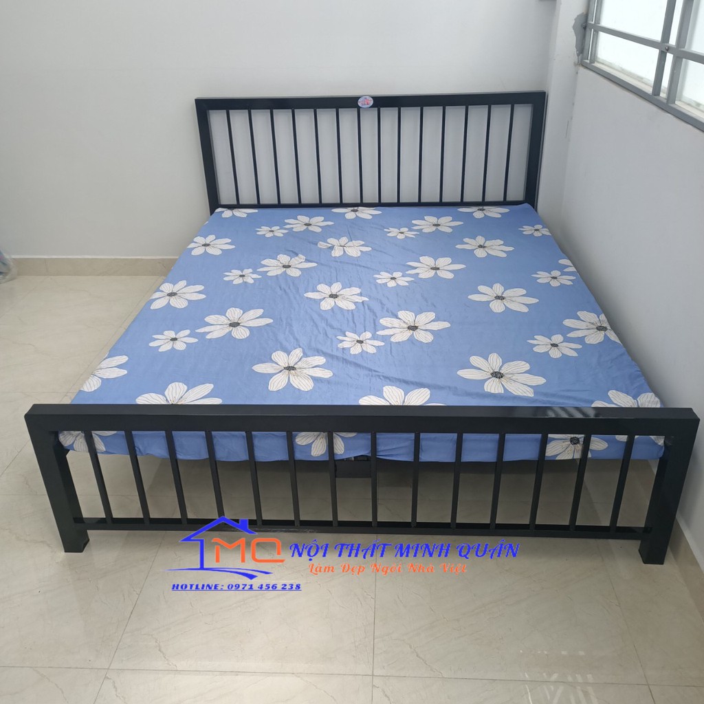 Giường sắt mỹ nghệ Minh Quân 1M8X2M, tháo lắp dễ dàng