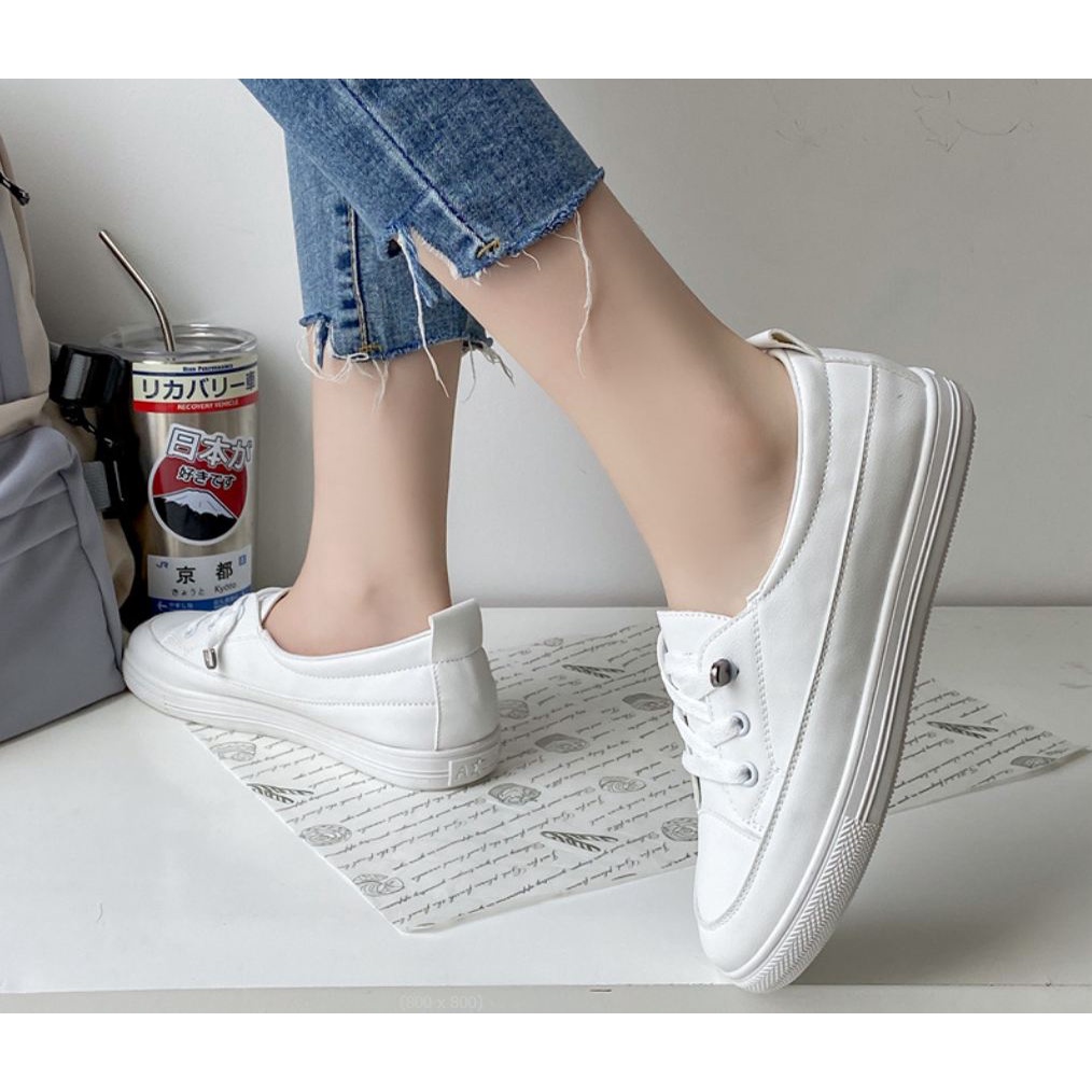 Xả hàng_ Giầy thể thao nữ/ slip on nữ dây rút hè lót có chữ