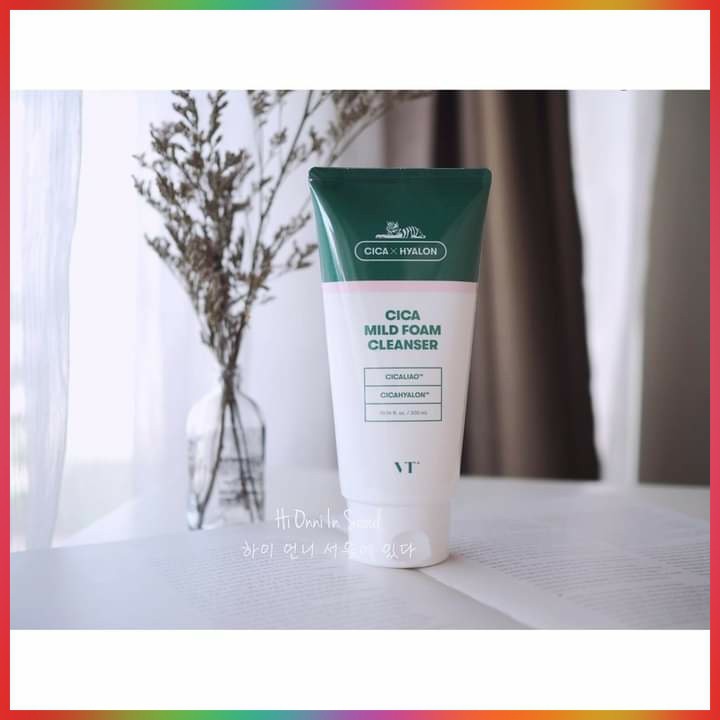 Sữa rửa mặt dành cho da nhạy cảm VT Cica Mild Foam Cleanser 300ml | BigBuy360 - bigbuy360.vn