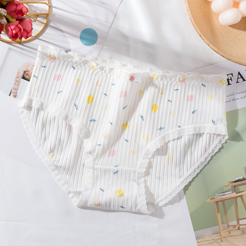 Đồ lót nữ bằng vải cotton nguyên chất Middle Eo Gỗ, In Pantigu, Chuyến đi sinh viên cô gái đơn giản đơn giản