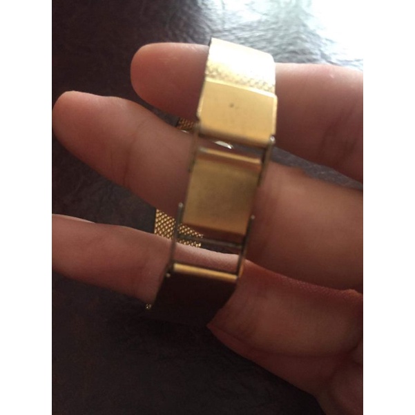 Đồng hồ si Nhật cho Nữ thương hiệu Citizent máy cơ cót - bán giá Sale do dây đeo có chỗ bị phai lớp v.àng