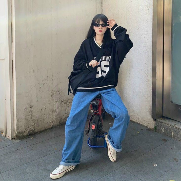 Áo Sweater Unisex Nam Nữ BOM HOUSE Chất Liệu Vải Nỉ Dày Dáng Form Rộng