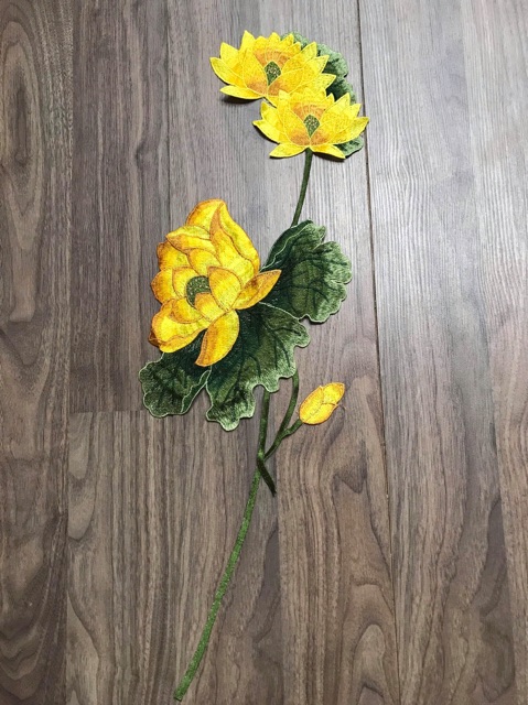 Vải ren thêu hoa (40k/1 cành