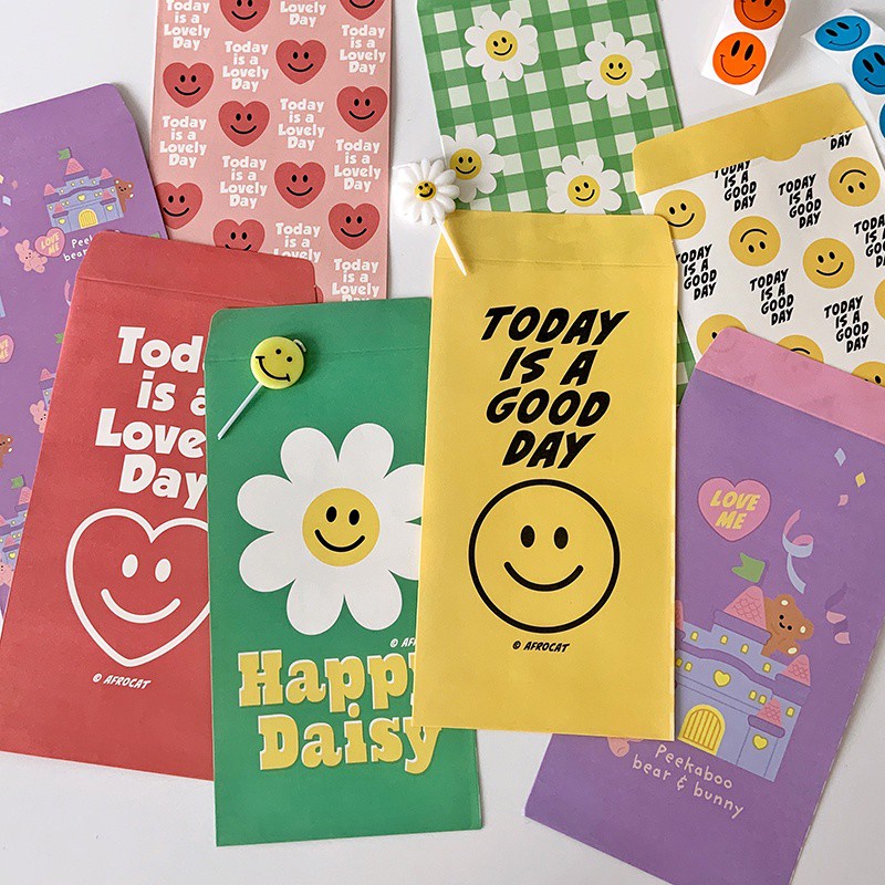 Set 2 túi giấy nhiều hình dạng dễ thương